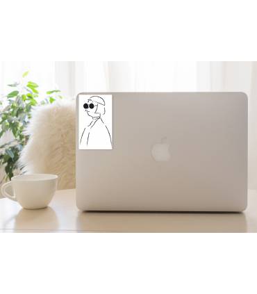 استیکر رنگی Mathilda