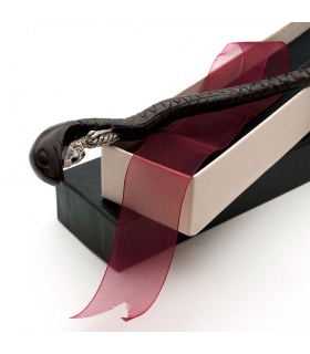 چوبدستی مرگ خواران (مار)