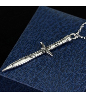 گردنبند شمشیر استینگ