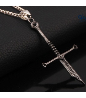 گردنبند شمشیر نارسیل