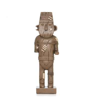 مجسمه گوش شکسته