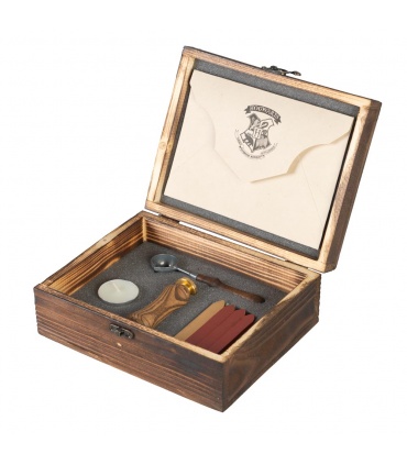 جعبه کهنه مهر و موم هاگوارتز